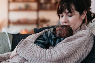 When Do Babies Outgrow Contact Naps